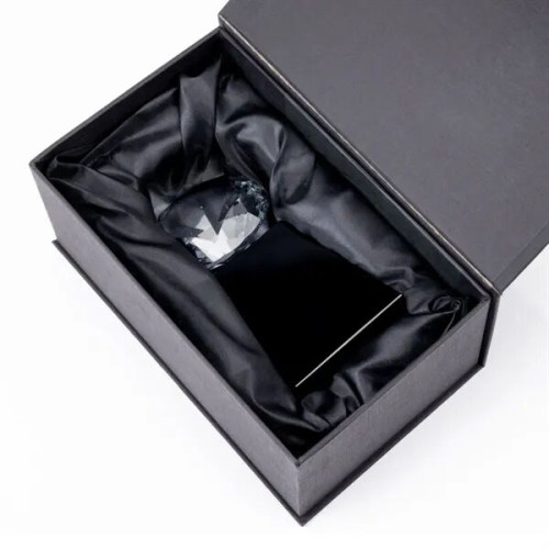 Celestina VividPrint™ Award - Black/Ruby