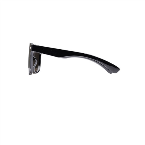 Upper Decks Mirrored Sunglasses