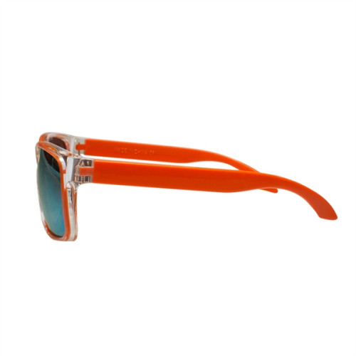 Sunglasses with Mirror Lenses