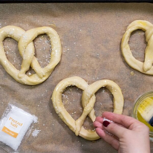 FarmSteady DIY Soft Pretzel Baking Mix