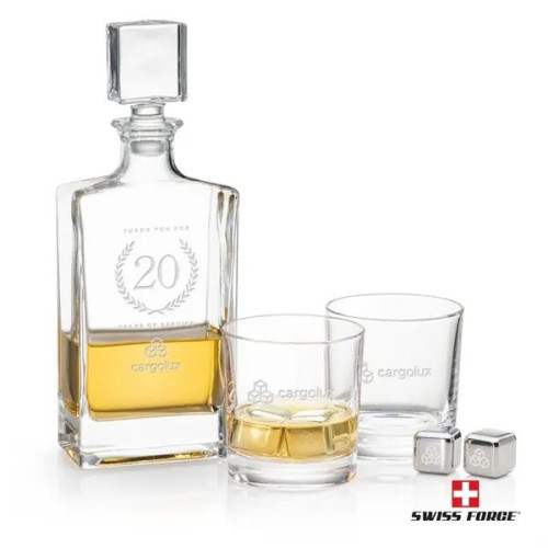 Hallsboro Decanter Set & Ice Cubes
